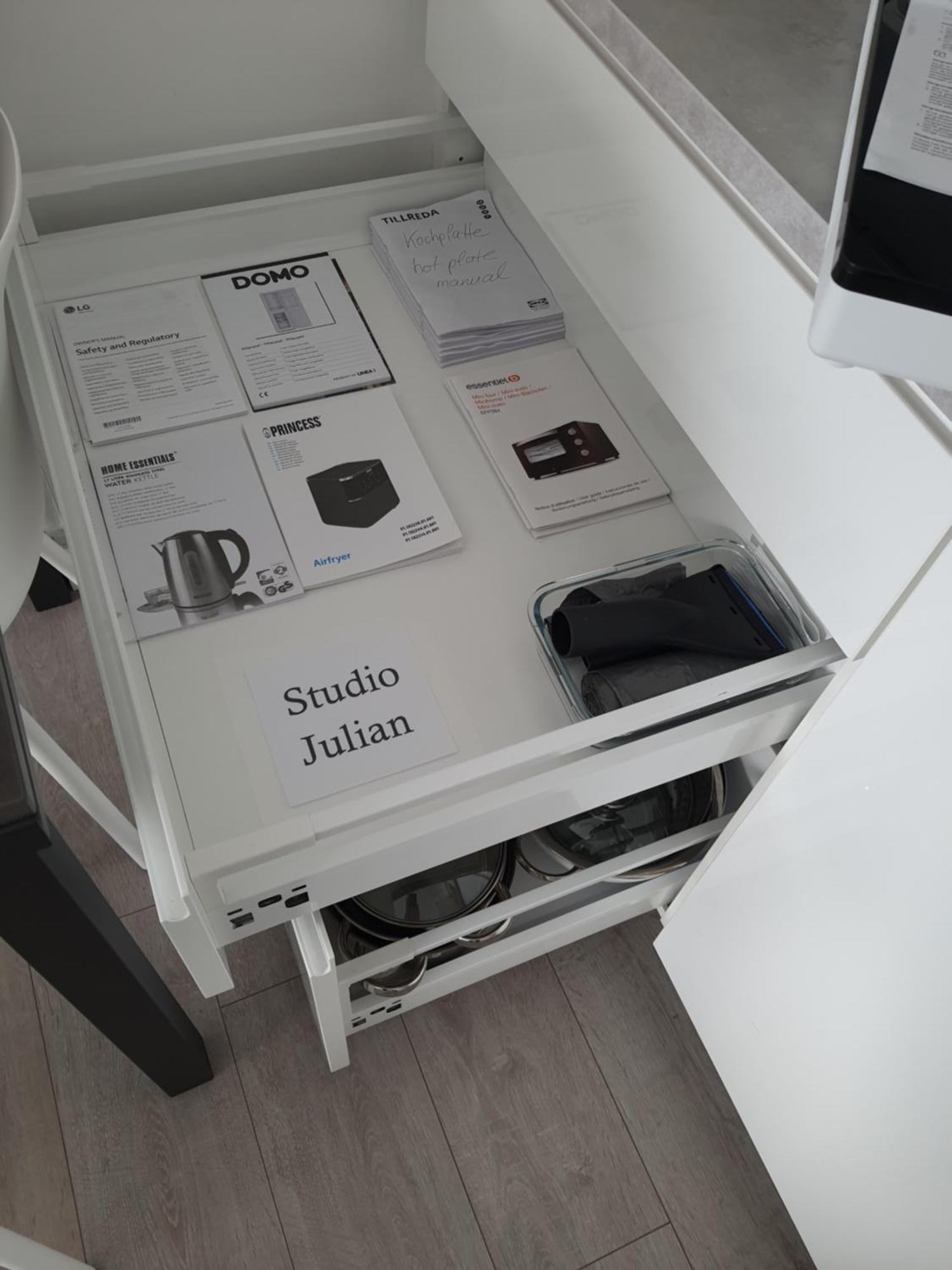 Studio Julian 米德尔克尔克 外观 照片
